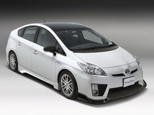 Toyota Prius by Tommy Kaira