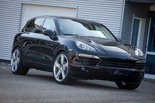 2011 Porsche Cayenne by Lumma Design