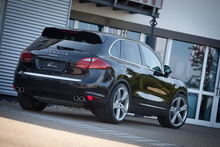 2011 Porsche Cayenne by Lumma Design